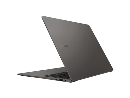 Samsung Galaxy Book3 Pro 16" 13th Gen Intel Core i7 Xe Graphics Notebook - South Port™